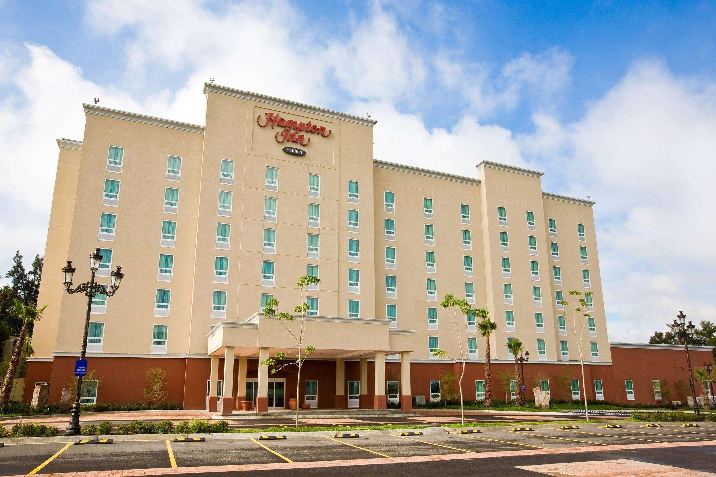 Hampton Inn By Hilton Guadalajara-Aeropuerto Las Pintas Екстер'єр фото
