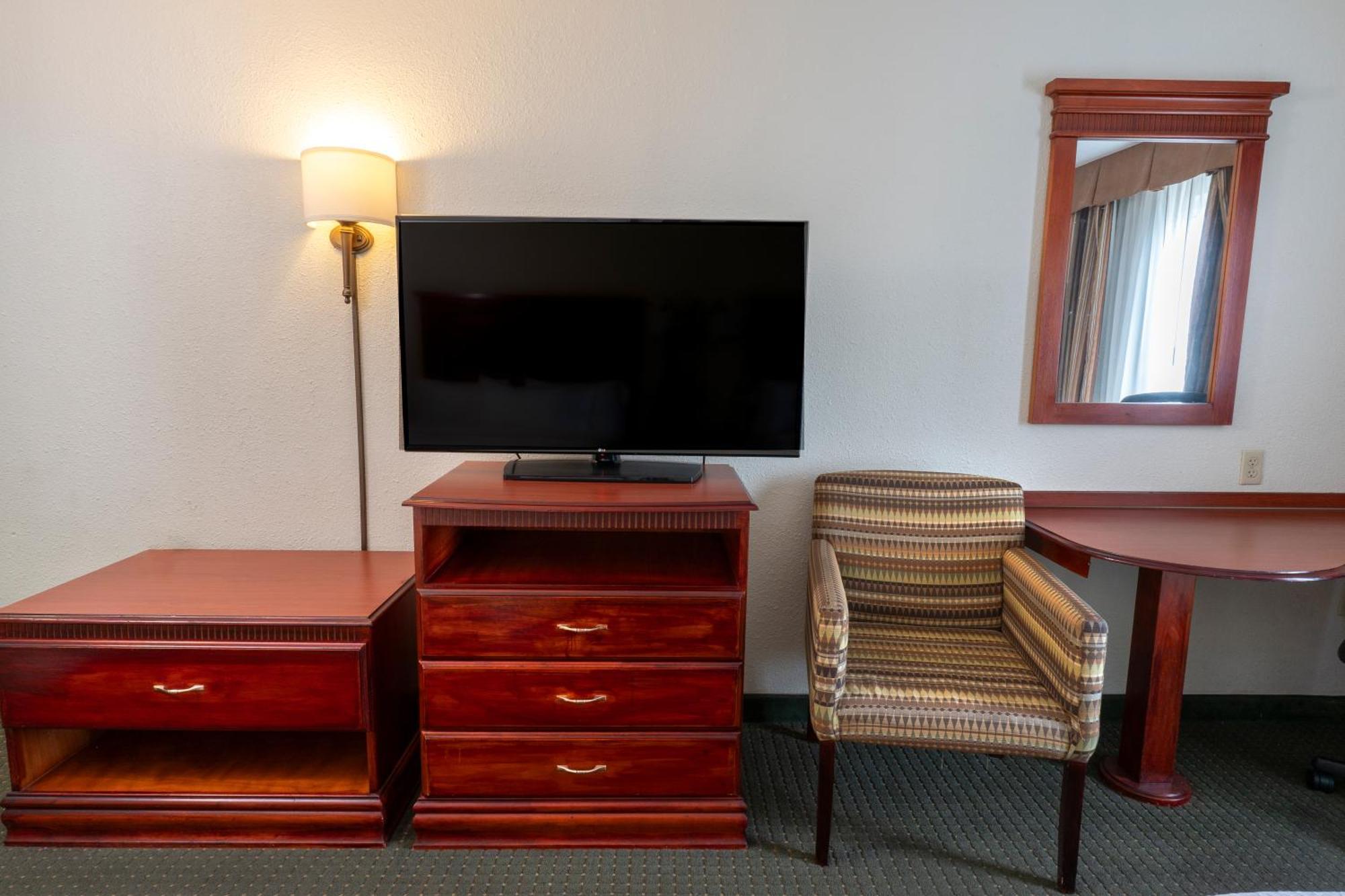 Hampton Inn By Hilton Guadalajara-Aeropuerto Las Pintas Екстер'єр фото